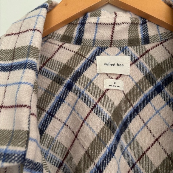 Aritzia Wilfred Free Sail Shirt Flannel Plaid Fall Size M Oversized Autumn - Picture 3 of 6